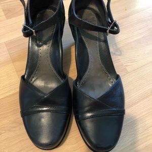 Dansko Roxy Mary Jane shoes
